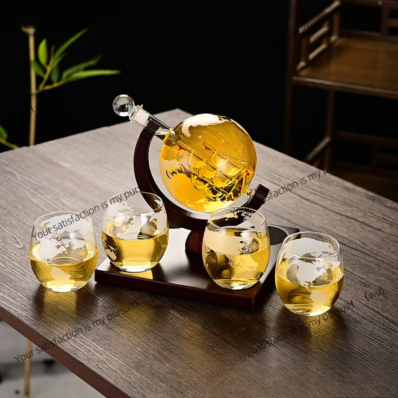 Creative Whiskey Glass Bottle  - Decanter Globe Set 리뷰 및 가격