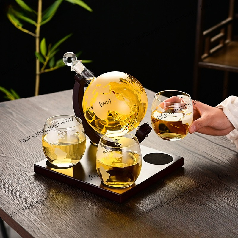 Creative Whiskey Glass Bottle  - Decanter Globe Set 리뷰 및 가격